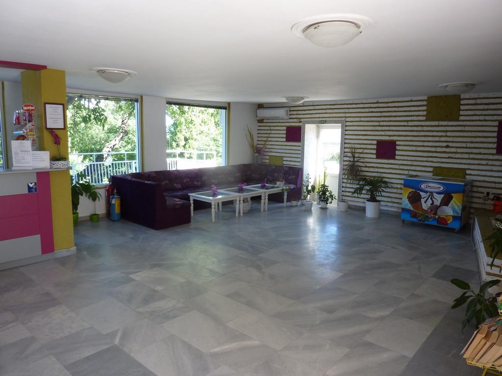 Hotel Zarya Sables d'or Extérieur photo